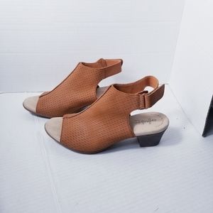 COLLECTION BY CLARKS OPEN TOE HEELED BOOTIES SIZE 7.5